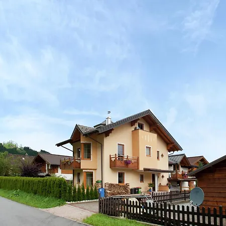Near The Area In The Salzburg Region, Cleaning Included Apartament *